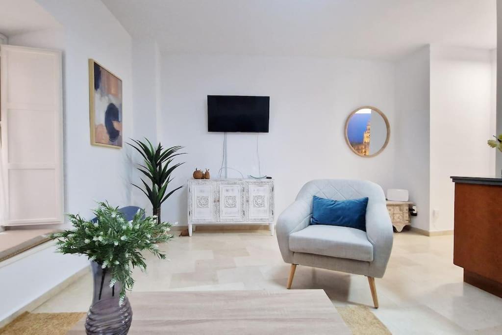 Precioso En Santa Cruz Lirio Bajo Apartment Seville Exterior photo